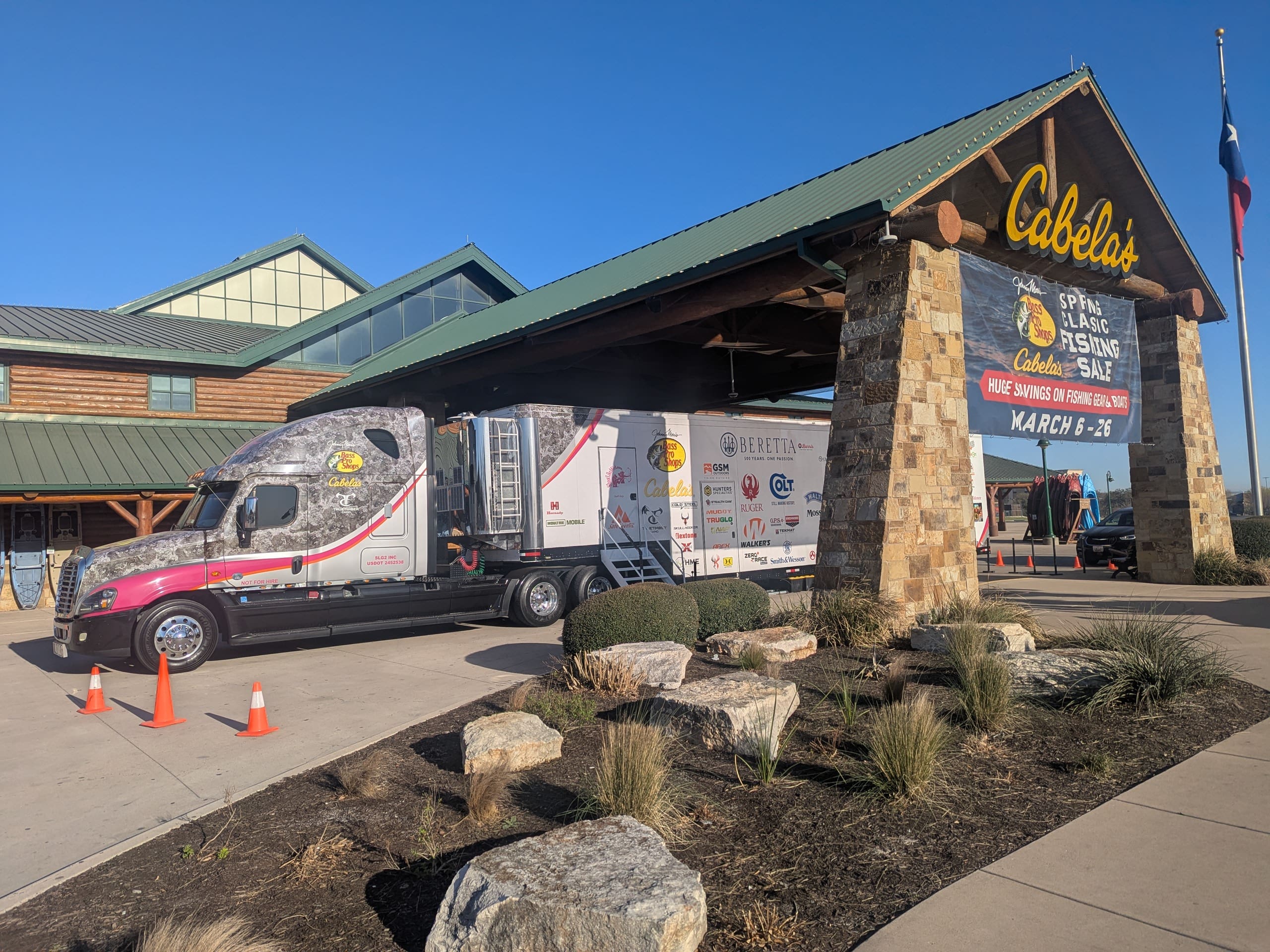 Women learning to shoot safely at the Shoot Like A Girl mobile range event at Cabela’s in Post Falls, ID